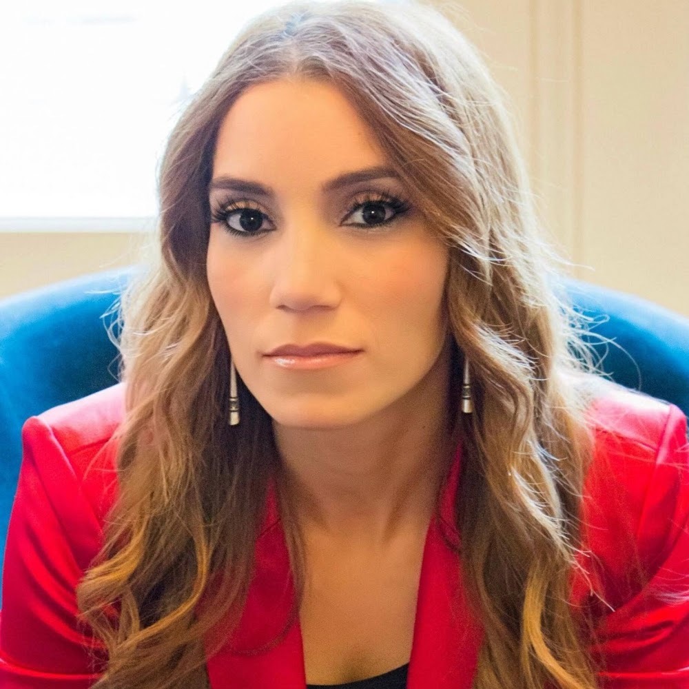Meet your Posher, Isabel